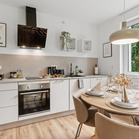 Deluxe Apartment In Bielefeld City Mit Parkplatz Und Terrasse Buitenkant foto