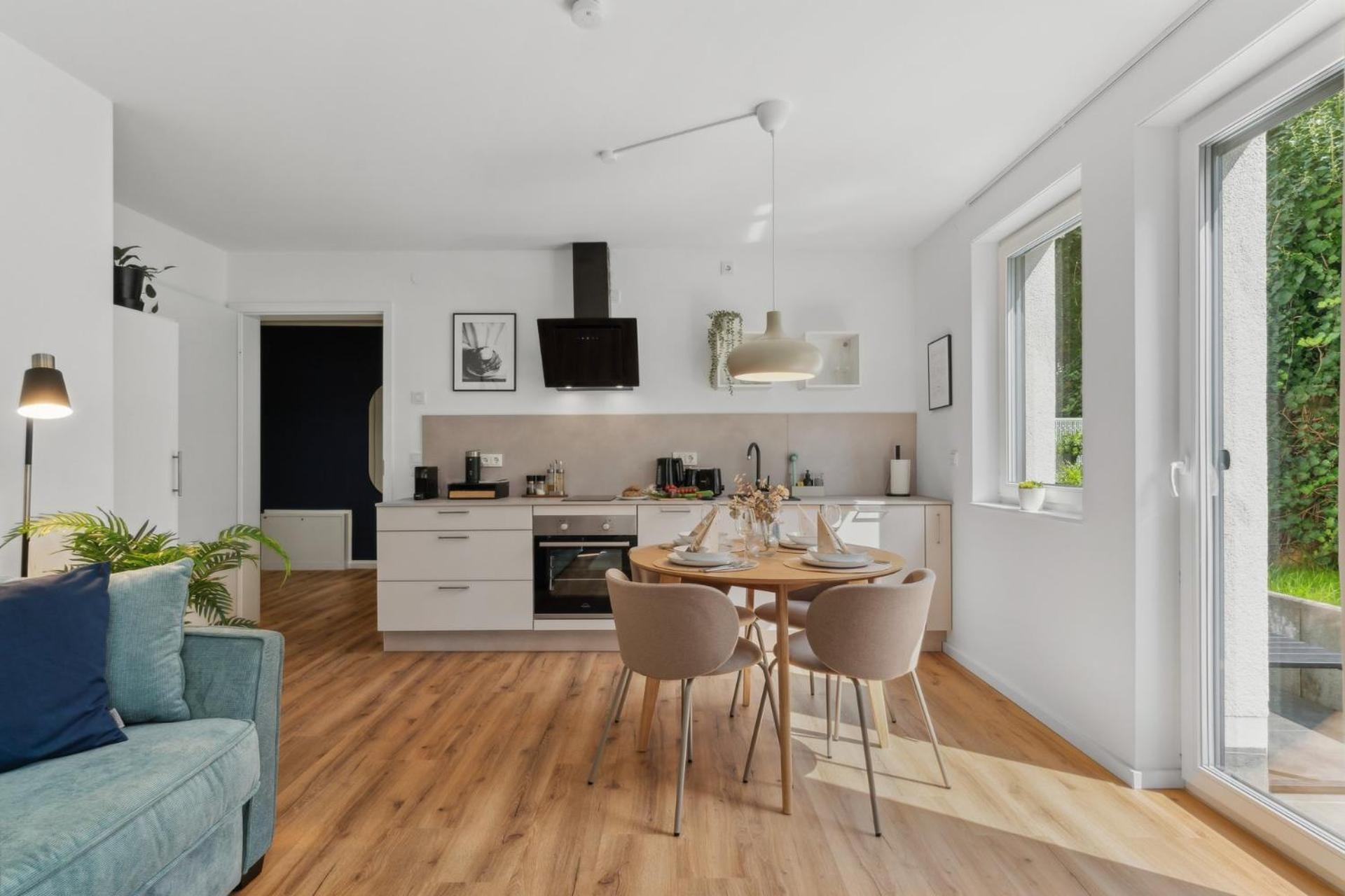 Deluxe Apartment In Bielefeld City Mit Parkplatz Und Terrasse Buitenkant foto